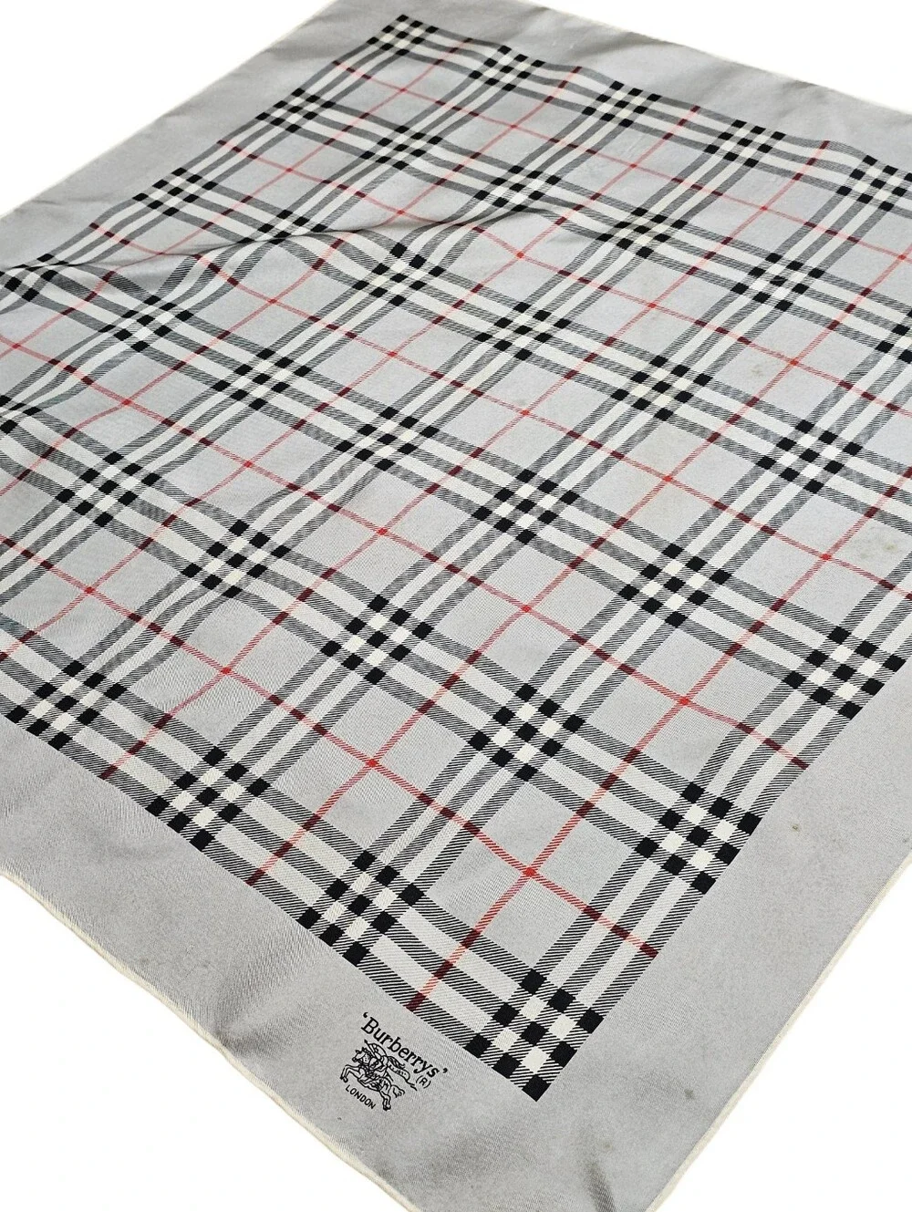 BURBERRY SCARF